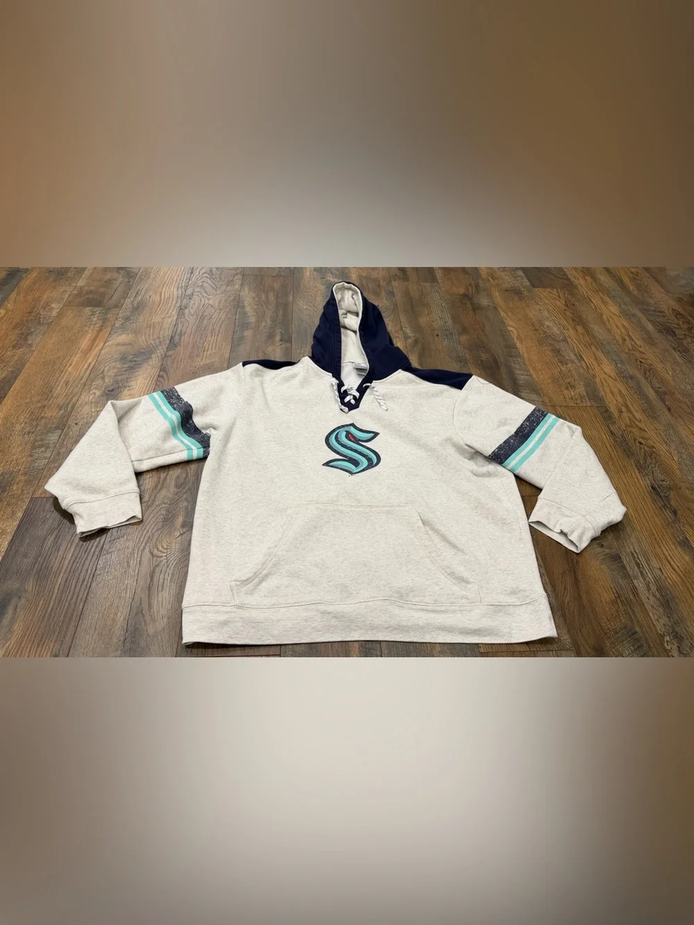 NHL Seattle Kraken Men's Heather Gray Laced Neck Pullover Hoodie, Size XXL